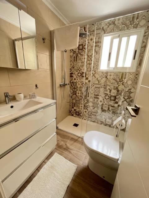 Eb By Zanis Apartment Торевиеха Екстериор снимка
